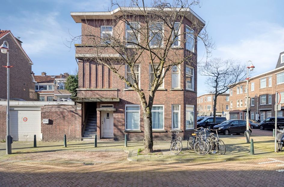 Van den Berghstraat 21