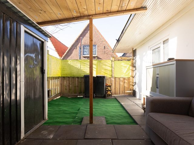 Zeestraat 15, Den Oever