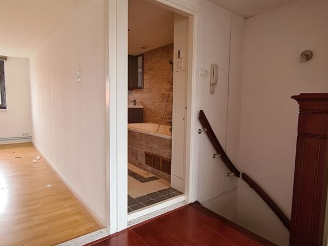 Van Beverenstraat 8, Schiedam