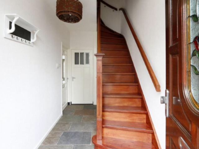 Van Beverenstraat 8, Schiedam