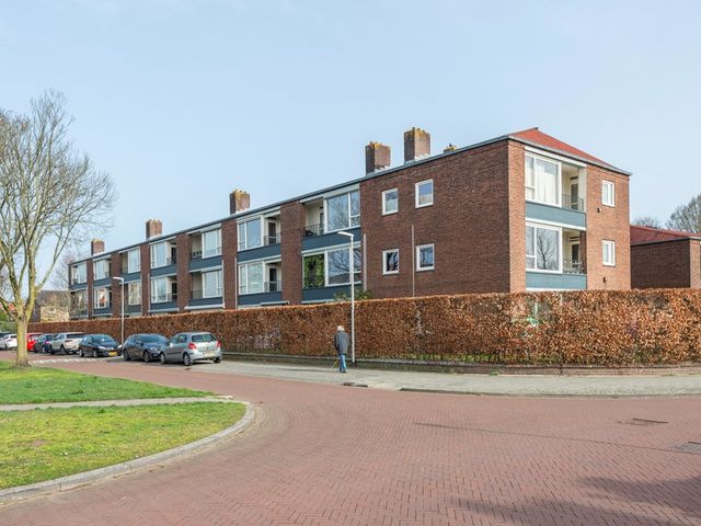Piet Heinlaan 6, Bussum