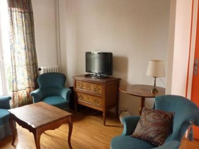 Bazarstraat ONG, Den Haag