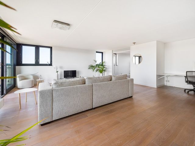 Burg Nederbragtpark 57, Voorburg