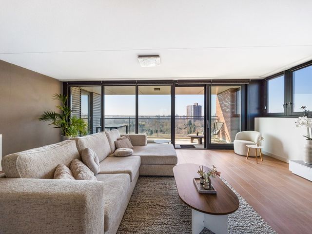 Burg Nederbragtpark 57, Voorburg