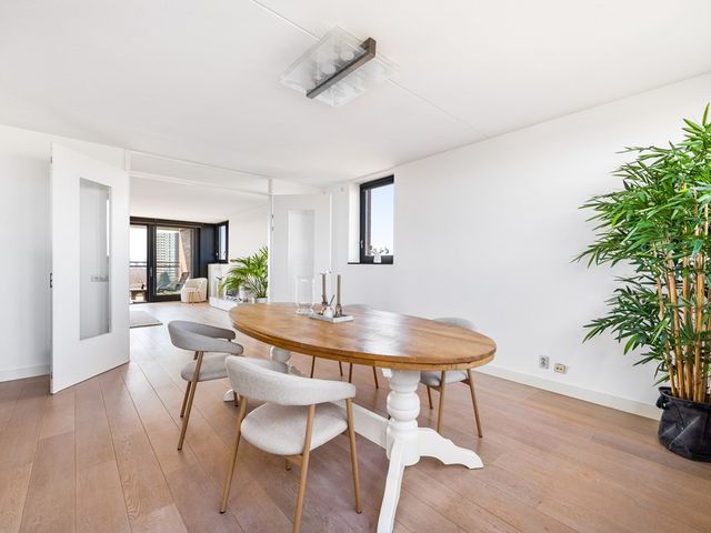 Burg Nederbragtpark 57, Voorburg