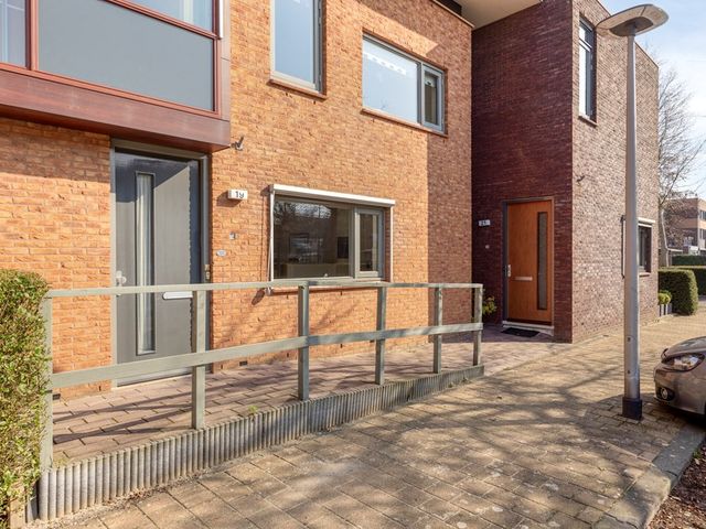 Appelgaarde 19, Hendrik-Ido-Ambacht