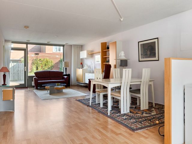 Appelgaarde 19, Hendrik-Ido-Ambacht