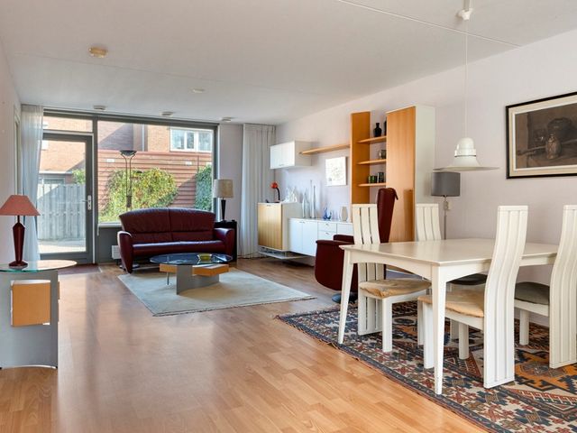 Appelgaarde 19, Hendrik-Ido-Ambacht