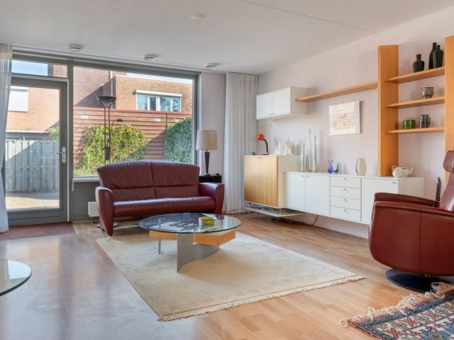 Appelgaarde 19, Hendrik-Ido-Ambacht