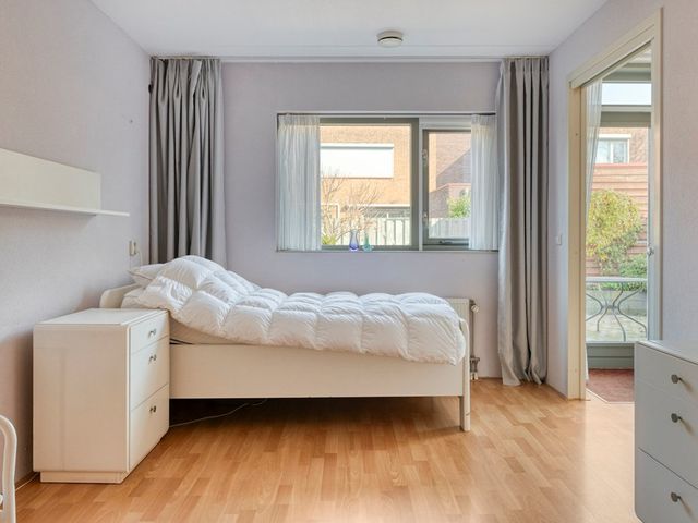 Appelgaarde 19, Hendrik-Ido-Ambacht