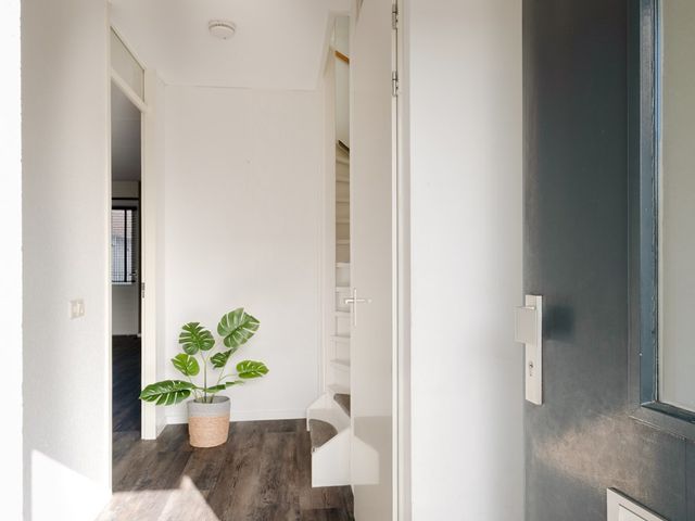 Europastraat 71, Borne