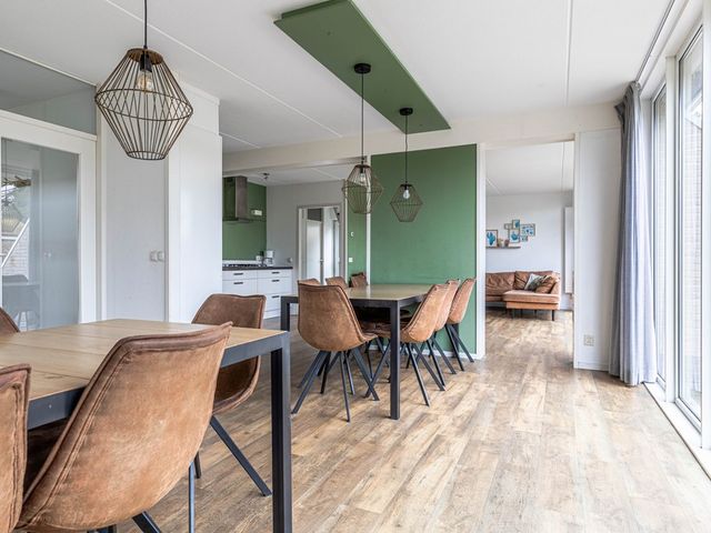 Heuvelweg 15 17, Vlagtwedde