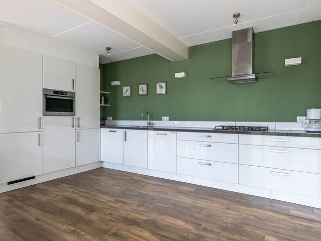 Heuvelweg 15 17, Vlagtwedde