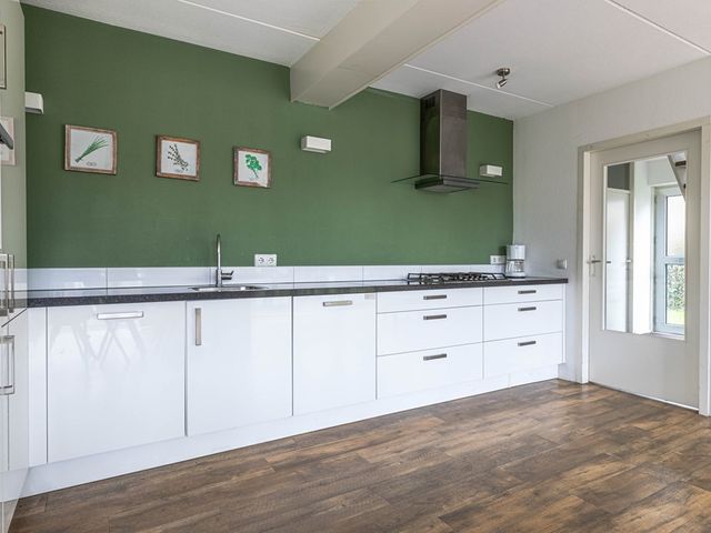 Heuvelweg 15 17, Vlagtwedde