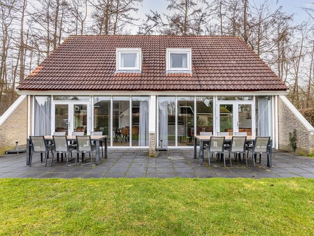 Heuvelweg 15 17, Vlagtwedde