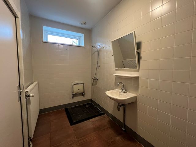 Heer Hugostraat 28, Rotterdam