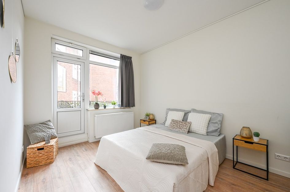 Admiraal de Ruyterweg 34B