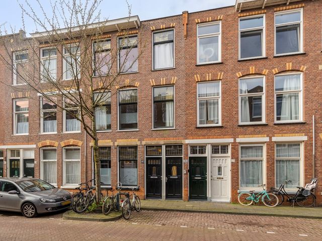 Govert Bidloostraat 122, 's-Gravenhage