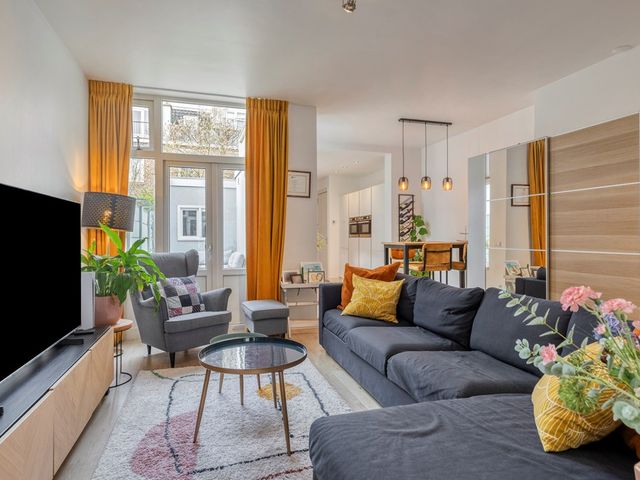 Govert Bidloostraat 122, 's-Gravenhage