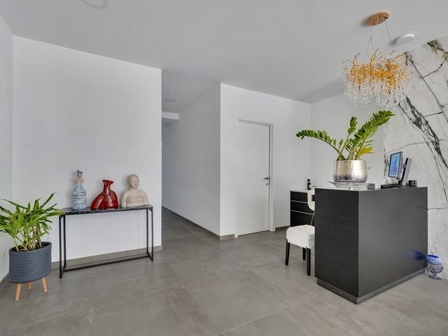 Stationsstraat 14, Lanaken