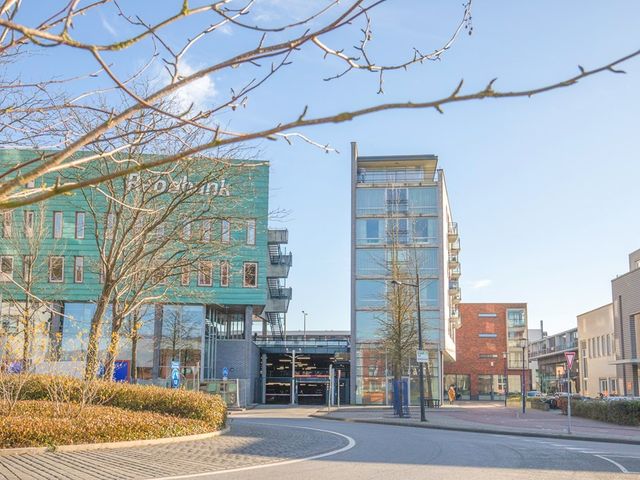 Apollopad 102, Assen