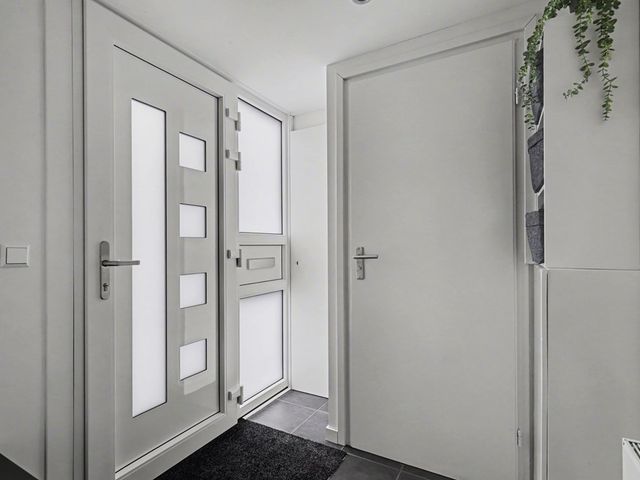 Damaststraat 23, 's-Gravendeel