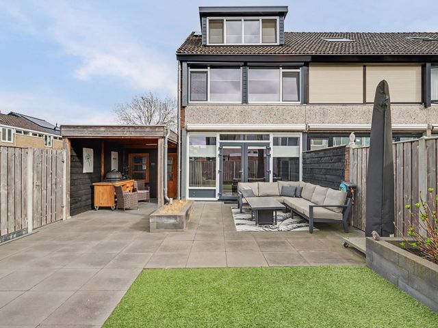 Damaststraat 23, 's-Gravendeel