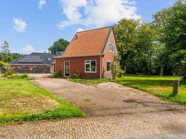 Kerkweg 43, Sebaldeburen