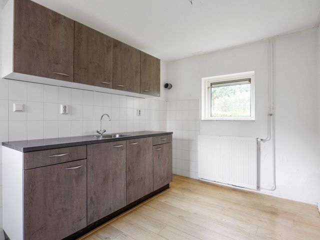 Kerkweg 43, Sebaldeburen