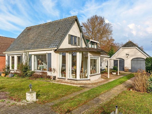 Anerweg-Noord 126, Lutten