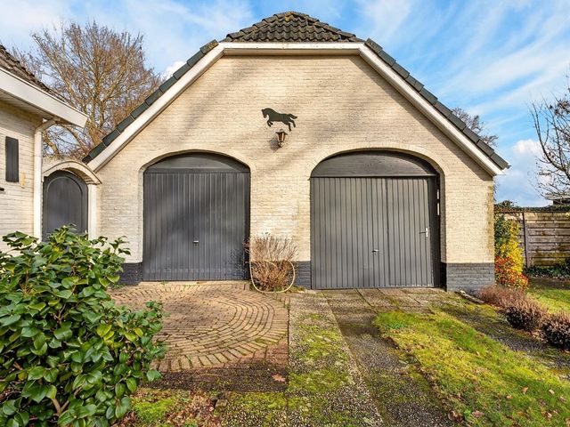Anerweg-Noord 126, Lutten