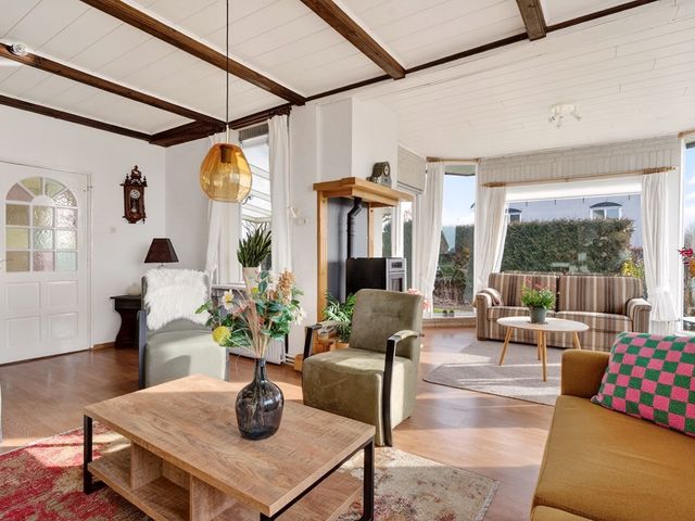 Anerweg-Noord 126, Lutten