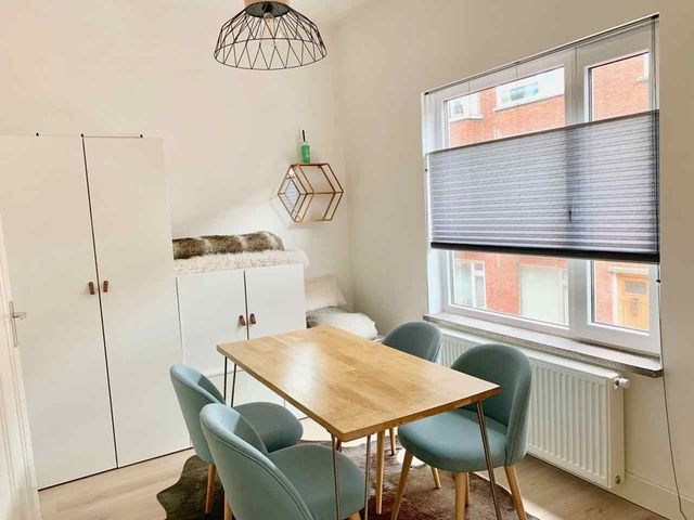 Pieter van den Zandestr 21, 's-Gravenhage