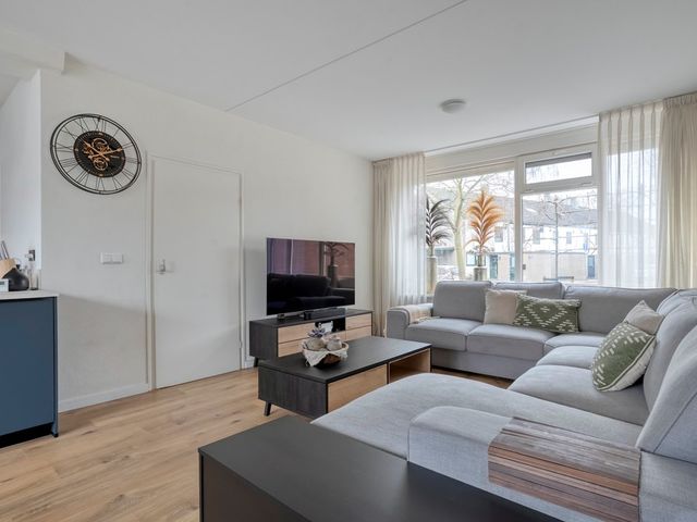 Roerdomplaan 103, Hoogeveen