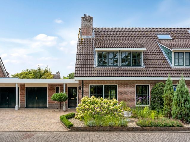 De Monding 9, Veenendaal