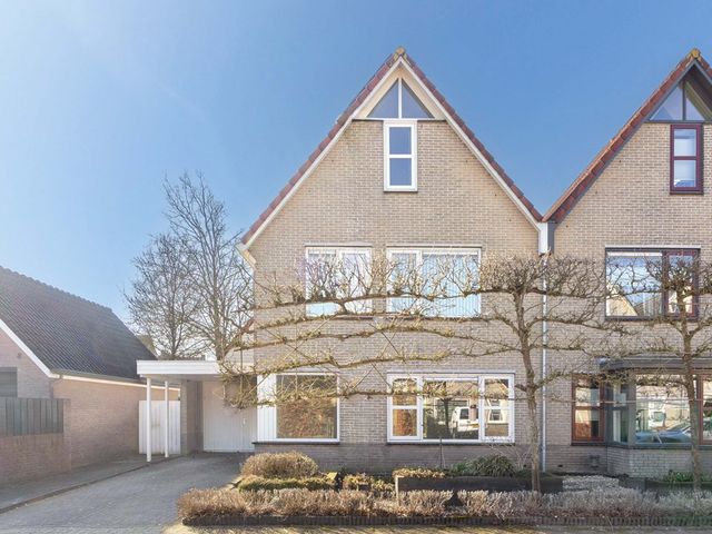 Eemlandia 27, Bunschoten-Spakenburg