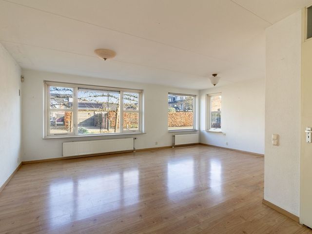 Eemlandia 27, Bunschoten-Spakenburg