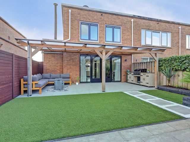 Lijsterhof 41, Zeewolde