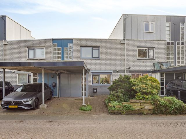 Lange Sloot 13, Velserbroek