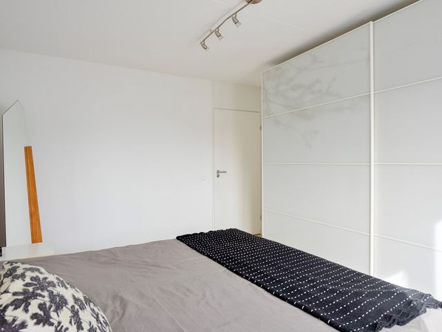 Lange Sloot 13, Velserbroek