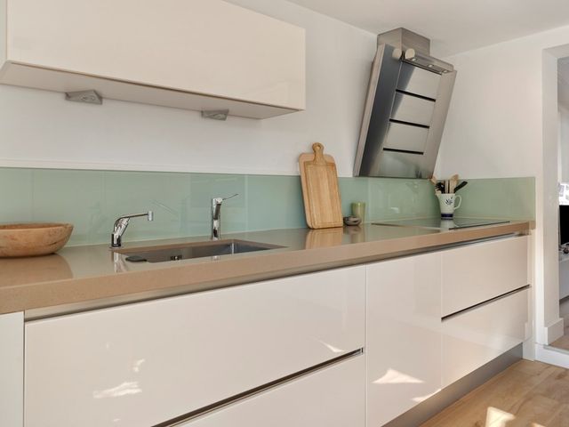 Rotterdamseweg 132, Zwijndrecht