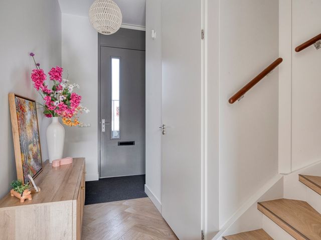 Euryzaplein 6, Zwijndrecht