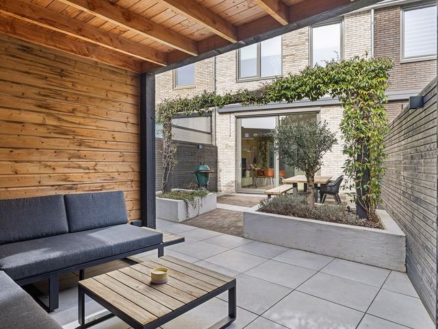 Euryzaplein 6, Zwijndrecht