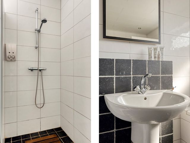 Leeghwaterstraat 20, Hulst