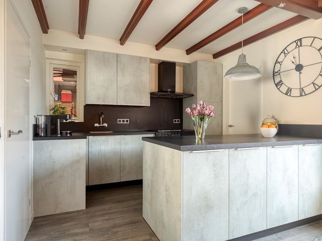 Leeghwaterstraat 20, Hulst