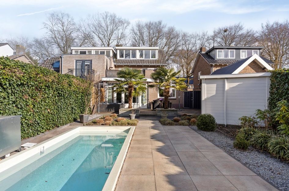 Van Limburg Stirumstraat 22