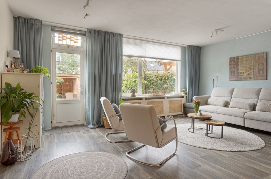 Dokter Bauerstraat 58