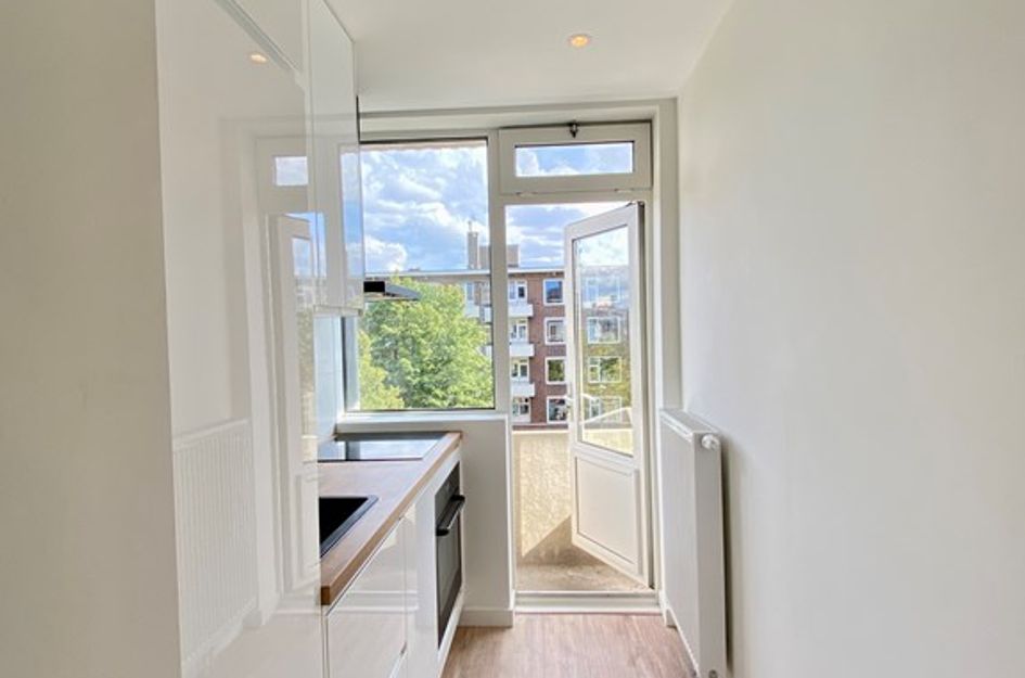 Admiraal de Ruyterweg 43D