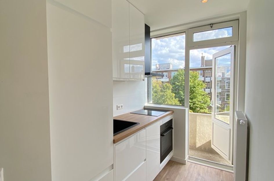 Admiraal de Ruyterweg 43D