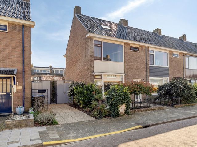 Charlotte de Bourbonstr 18, Leiderdorp